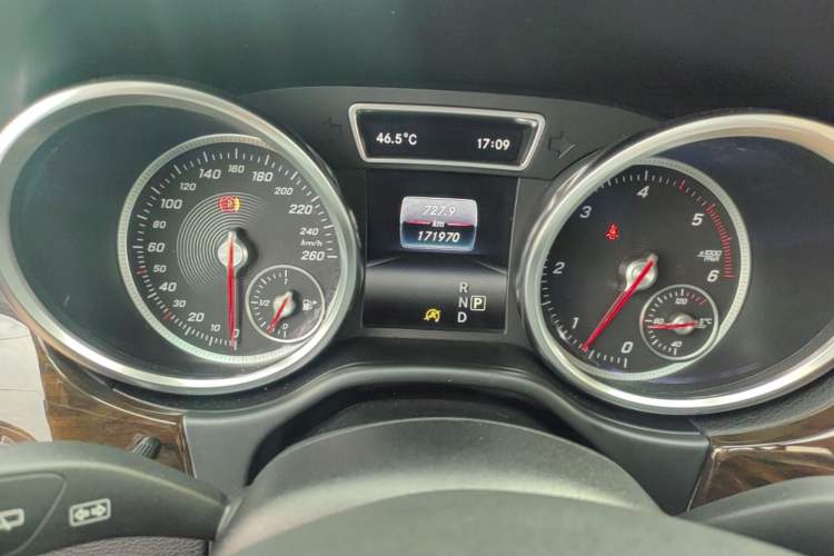 Used Mercedes-Benz GLE 2015 GLE 350 d 4MATIC Instrument Cluster
