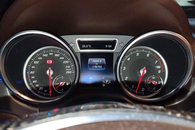 Used Mercedes-Benz GLE 2015 GLE 320 4MATIC Instrument Cluster