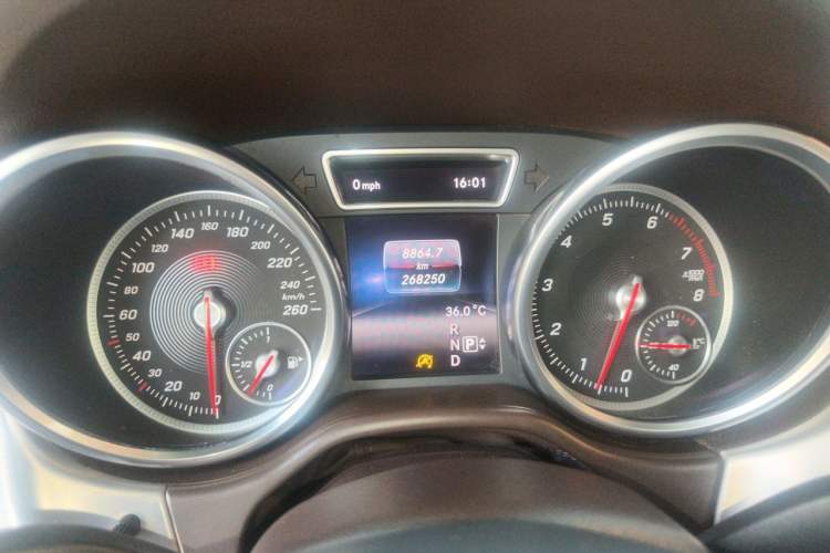 Used Mercedes-Benz GLE 2015 GLE 400 4MATIC Instrument Cluster