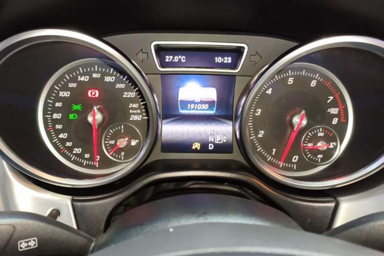 Used Mercedes-Benz GLE 2015 GLE 320 4MATIC Instrument Cluster