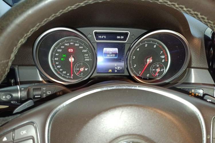 Used Mercedes-Benz GLE 2015 GLE 320 4MATIC Instrument Cluster
