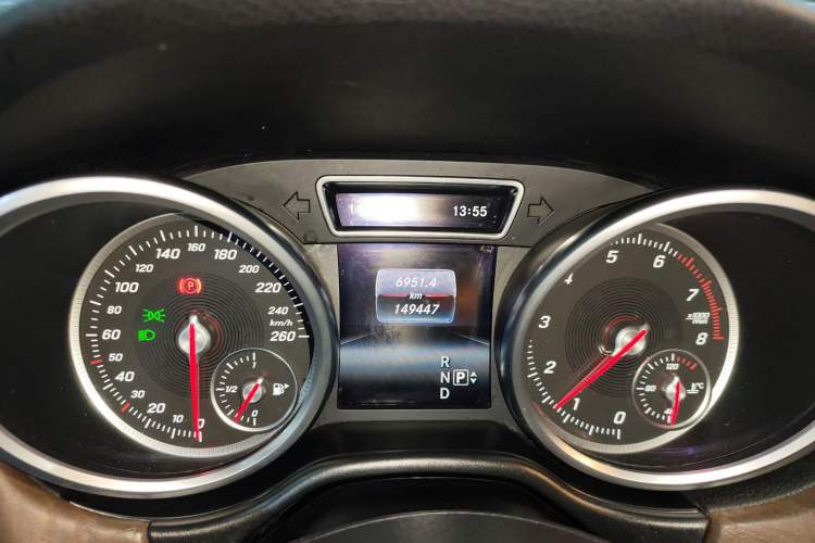 Used Mercedes-Benz GLE 2015 GLE 400 4MATIC Instrument Cluster