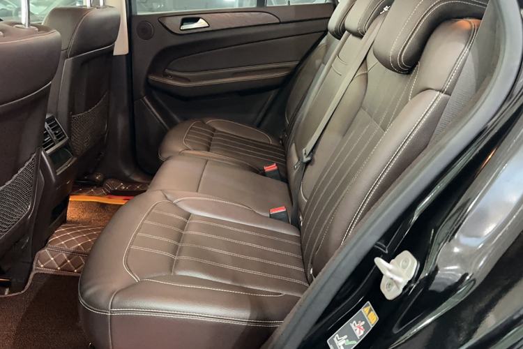 Used Mercedes-Benz GLE 2015 GLE 400 4MATIC Interior 1