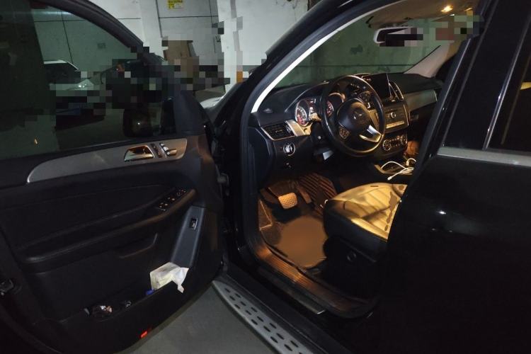 Used Mercedes-Benz GLE 2015 GLE 320 4MATIC Interior 3