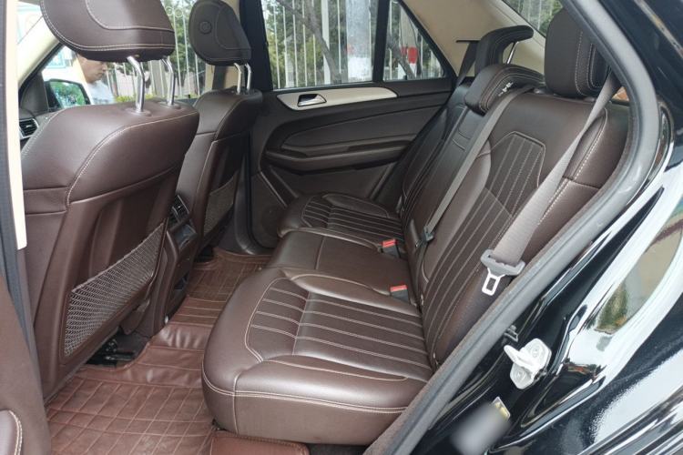 Used Mercedes-Benz GLE  Left Rear Seat