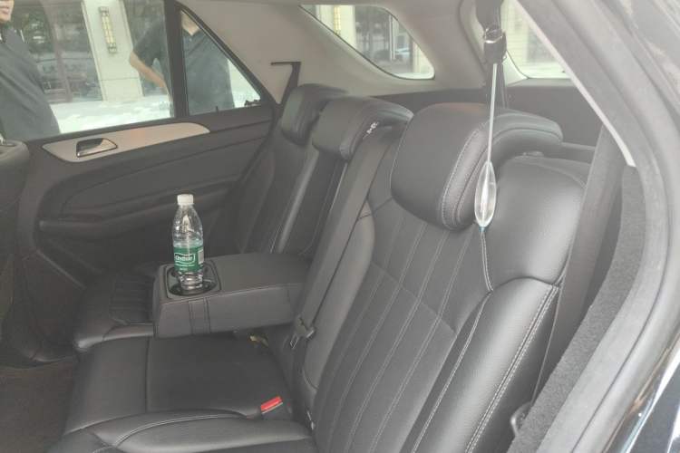 Used Mercedes-Benz GLE 2015 GLE 320 4MATIC Left Rear Seat