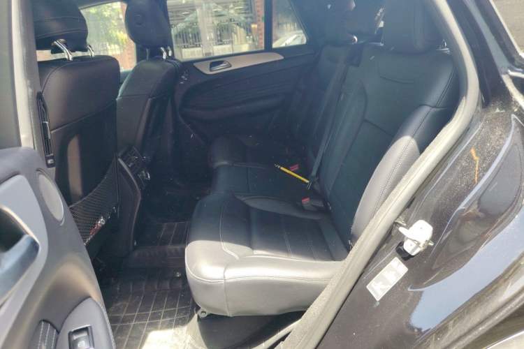 Used Mercedes-Benz GLE 2015 GLE 400 4MATIC Left Rear Seat