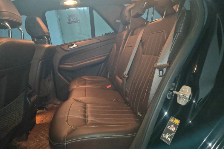 Used Mercedes-Benz GLE 2015 GLE 320 4MATIC Left Rear Seat