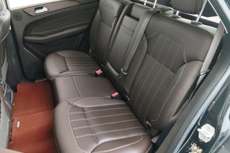 Used Mercedes-Benz GLE 2015 GLE 400 4MATIC Left Rear Seat