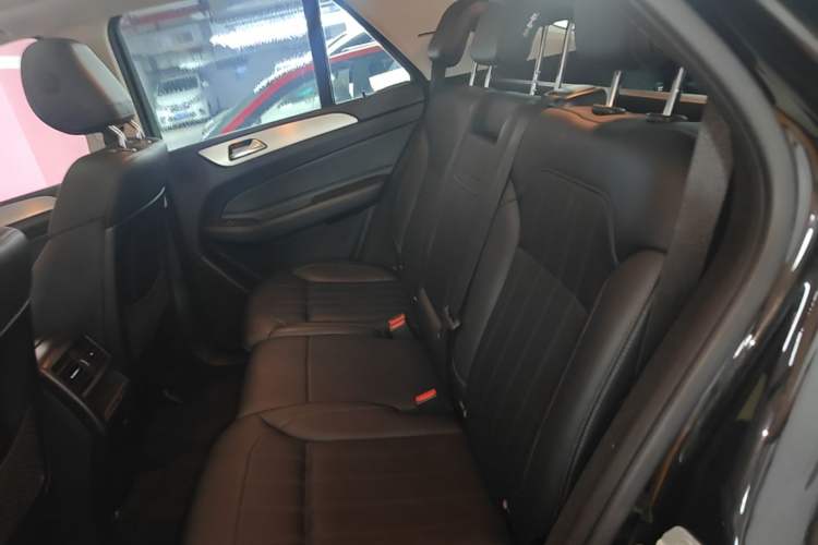Used Mercedes-Benz GLE 2015 GLE 320 4MATIC Left Rear Seat