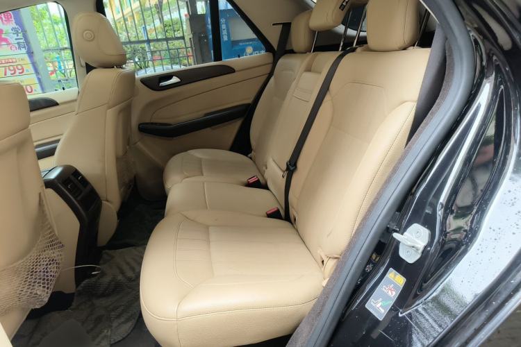 Used Mercedes-Benz GLE 2015 GLE 320 4MATIC Left Rear Seat