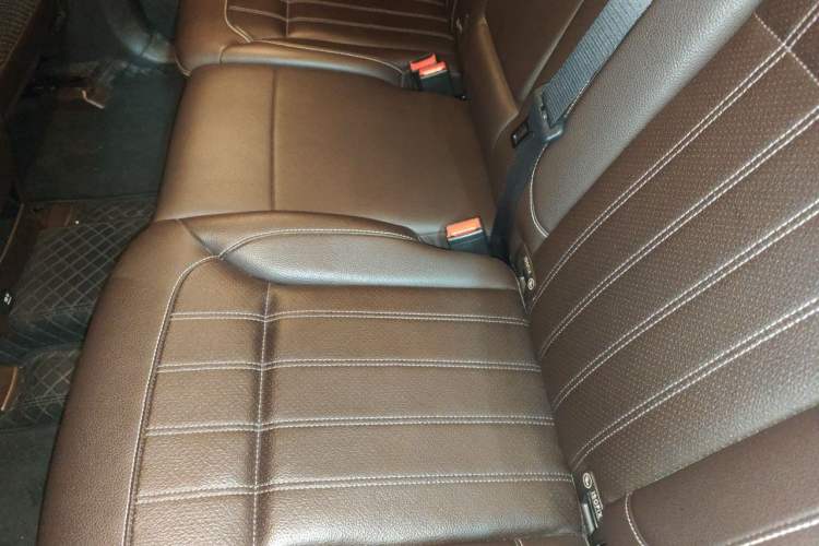 Used Mercedes-Benz GLE 2015 GLE 400 4MATIC Left Rear Seat