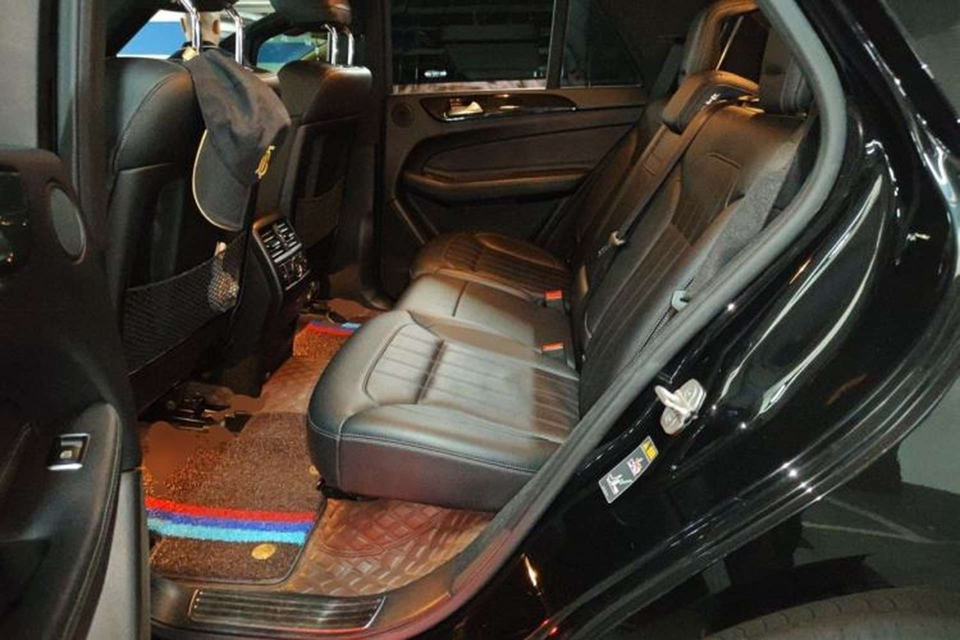Used Mercedes-Benz GLE  Left Rear Seat