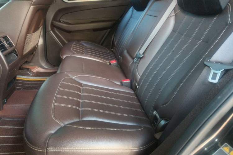 Used Mercedes-Benz GLE 2015 GLE 400 4MATIC Left Rear Seat