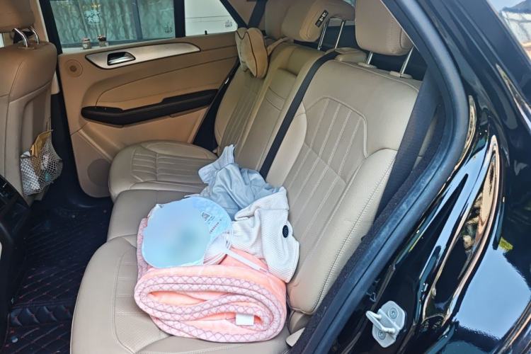 Used Mercedes-Benz GLE 2015 GLE 320 4MATIC Left Rear Seat