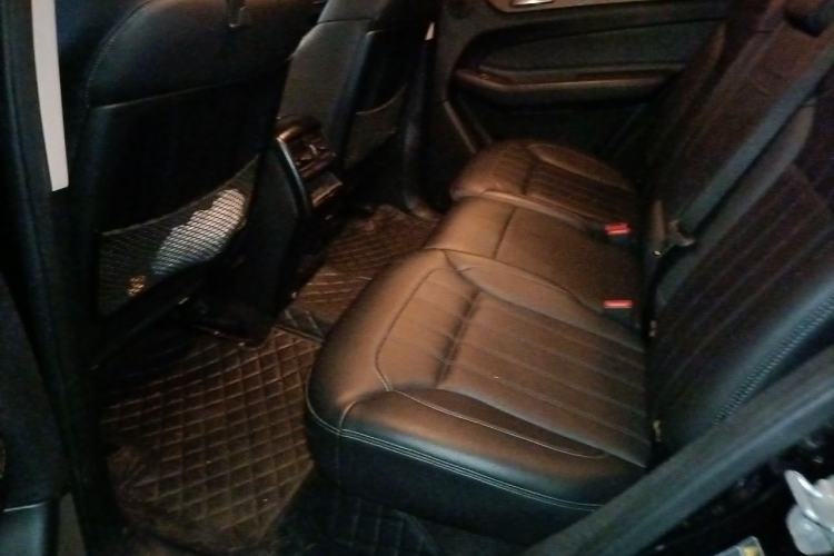Used Mercedes-Benz GLE 2015 GLE 400 4MATIC Left Rear Seat