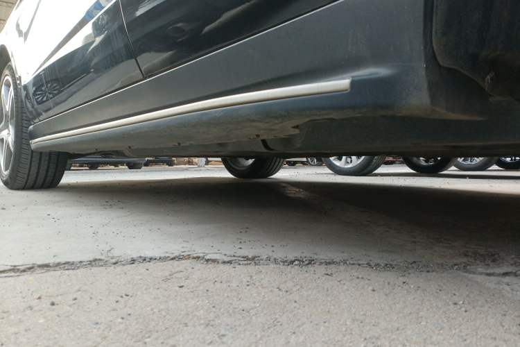 Used Mercedes-Benz GLE 2015 GLE 400 4MATIC Left Side Sill