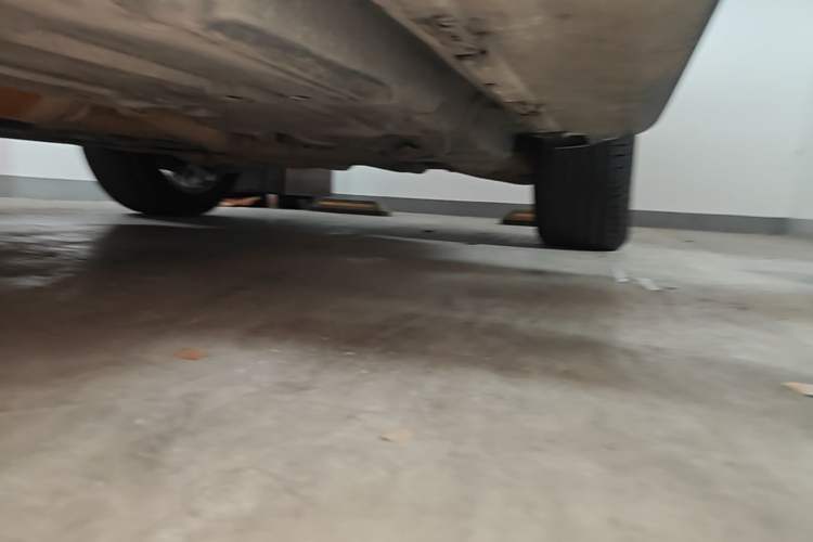 Used Mercedes-Benz GLE 2015 GLE 320 4MATIC Left Side Sill