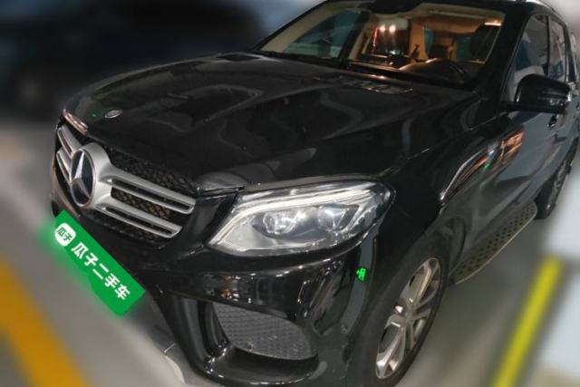 Ojetý Mercedes-Benz GLE 2015 GLE 320 4MATIC