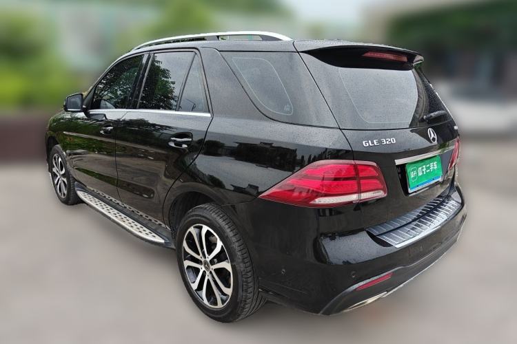 Used Mercedes-Benz GLE 2015 GLE 320 4MATIC Rear Left 45 Deg