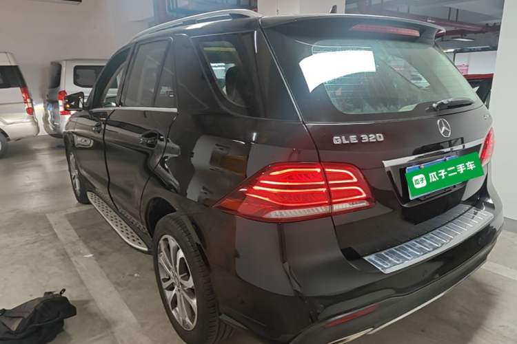 Used Mercedes-Benz GLE 2015 GLE 320 4MATIC Rear Left 45 Deg