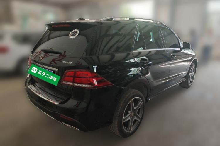 Used Mercedes-Benz GLE 2015 GLE 400 4MATIC Rear Right 45 Deg