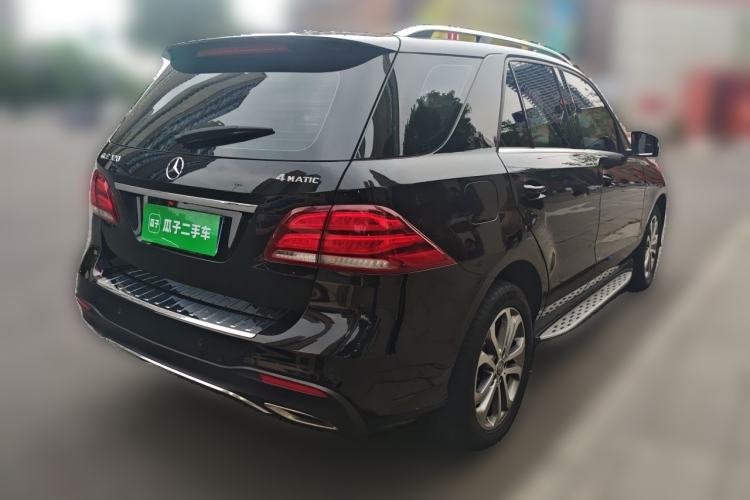 Used Mercedes-Benz GLE 2015 GLE 320 4MATIC Rear Right 45 Deg
