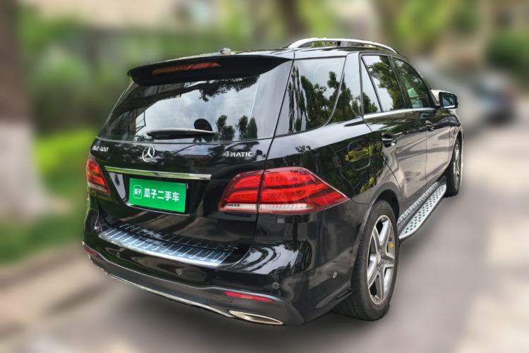 Used Mercedes-Benz GLE 2015 GLE 400 4MATIC Rear Right 45 Deg