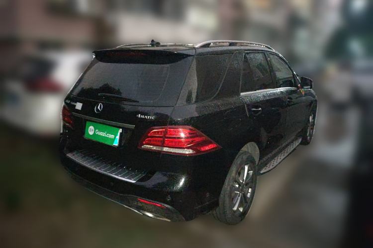 Used Mercedes-Benz GLE 2015 GLE 320 4MATIC Rear Right 45 Deg