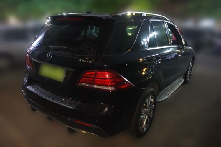 Used Mercedes-Benz GLE 2015 GLE 320 4MATIC Rear Right 45 Deg