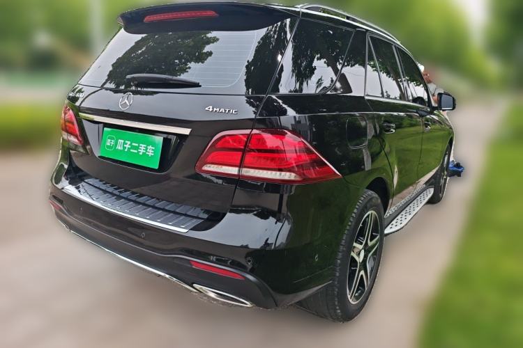 Used Mercedes-Benz GLE 2015 GLE 320 4MATIC Rear Right 45 Deg