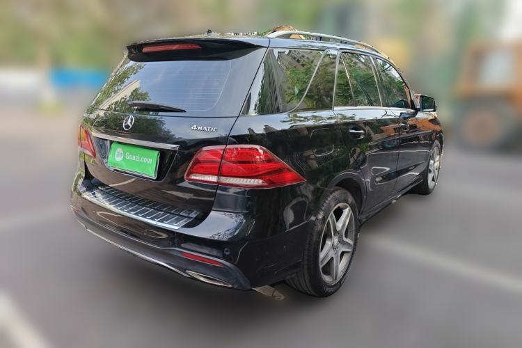 Used Mercedes-Benz GLE 2015 GLE 400 4MATIC Rear Right 45 Deg
