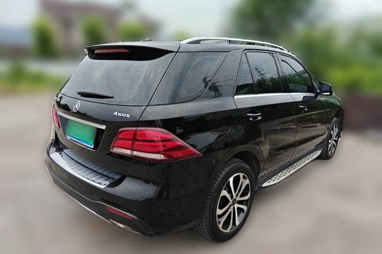 Used Mercedes-Benz GLE 2015 GLE 320 4MATIC Rear Right 45 Deg