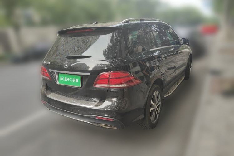 Used Mercedes-Benz GLE 2015 GLE 320 4MATIC Rear Right 45 Deg