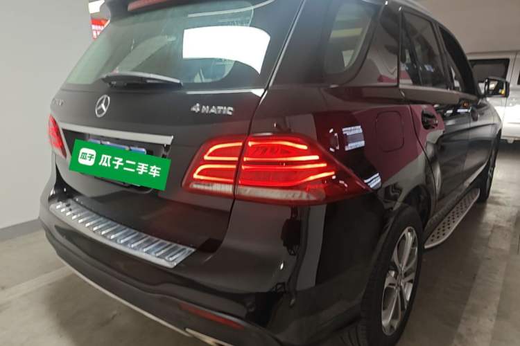 Used Mercedes-Benz GLE 2015 GLE 320 4MATIC Rear Right 45 Deg