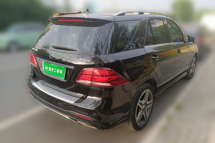 Used Mercedes-Benz GLE 2015 GLE 400 4MATIC Rear Right 45 Deg