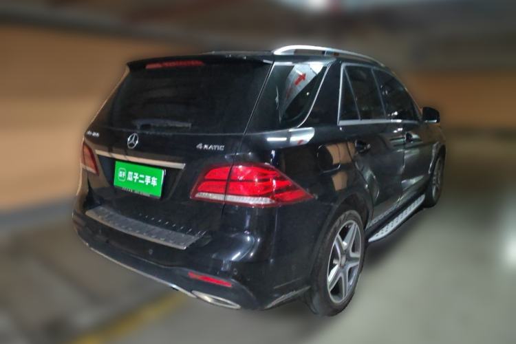 Used Mercedes-Benz GLE 2015 GLE 400 4MATIC Rear Right 45 Deg