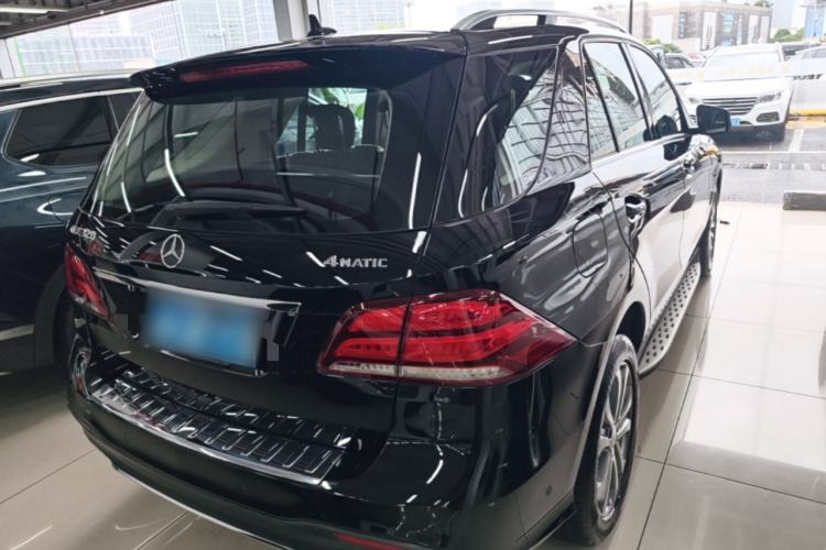 Used Mercedes-Benz GLE 2015 GLE 320 4MATIC Rear Right 45 Deg