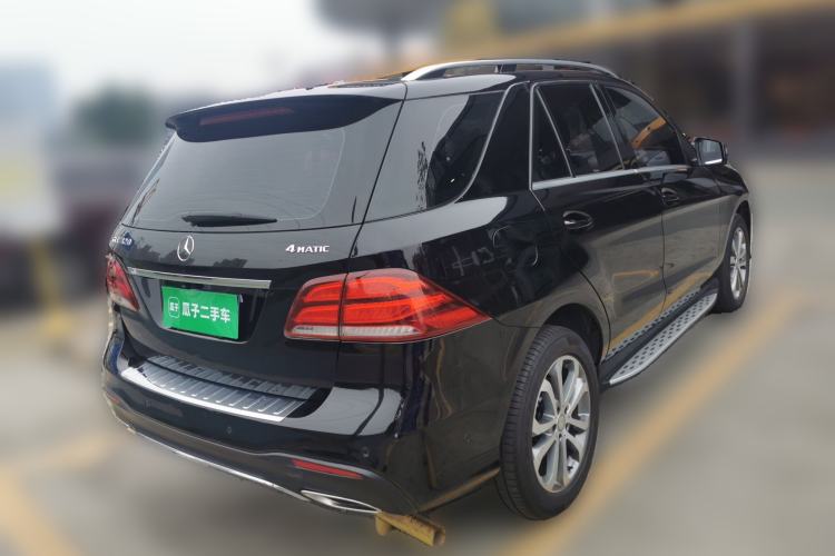 Used Mercedes-Benz GLE 2015 GLE 320 4MATIC Rear Right 45 Deg