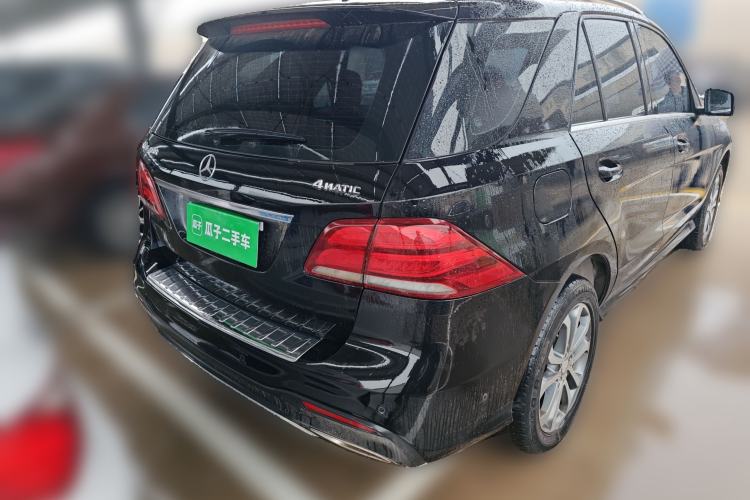 Used Mercedes-Benz GLE 2015 GLE 320 4MATIC Rear Right 45 Deg