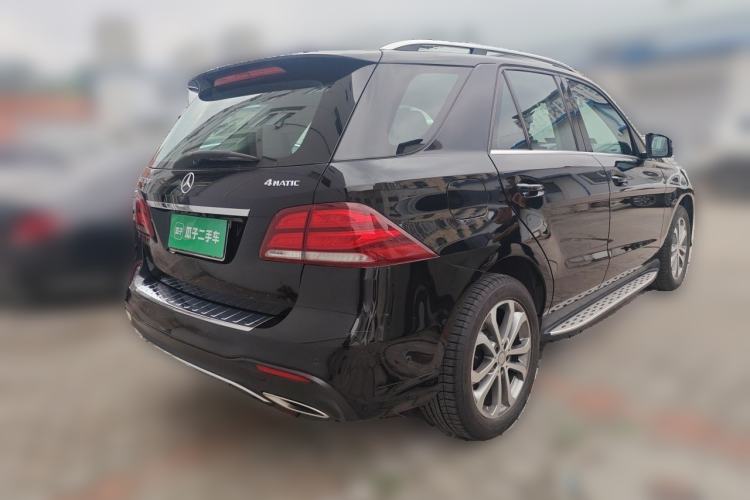 Used Mercedes-Benz GLE 2015 GLE 320 4MATIC Rear Right 45 Deg