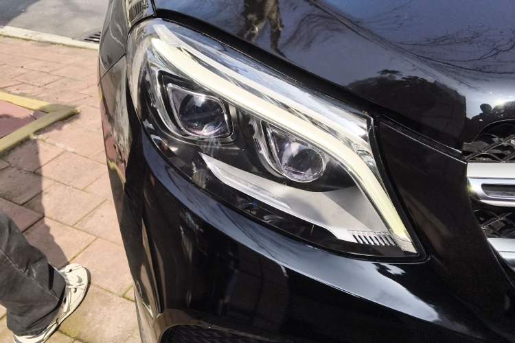 Used Mercedes-Benz GLE 2015 GLE 320 4MATIC Right Front Headlight