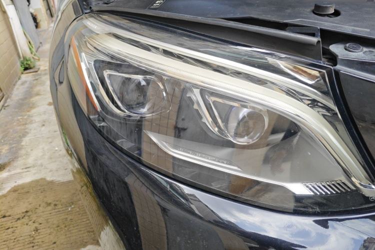 Used Mercedes-Benz GLE  Right Front Headlight