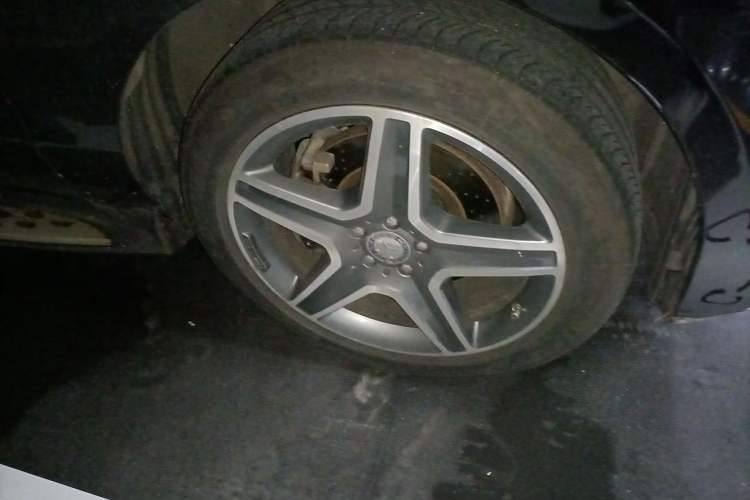 Used Mercedes-Benz GLE 2015 GLE 400 4MATIC Right Front Wheel Hub