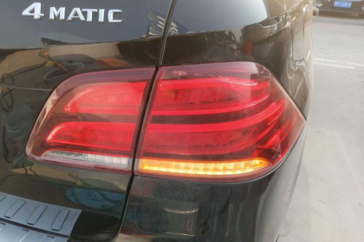Used Mercedes-Benz GLE 2015 GLE 400 4MATIC Right Rear Taillight