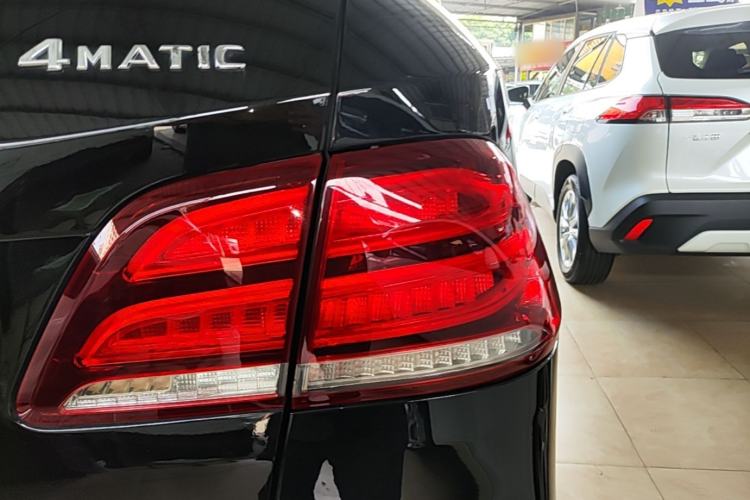 Used Mercedes-Benz GLE 2015 GLE 320 4MATIC Right Rear Taillight