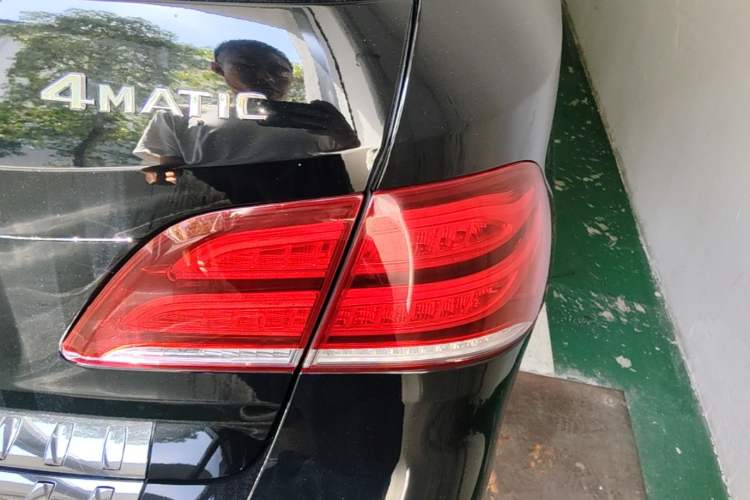 Used Mercedes-Benz GLE 2015 GLE 400 4MATIC Right Rear Taillight