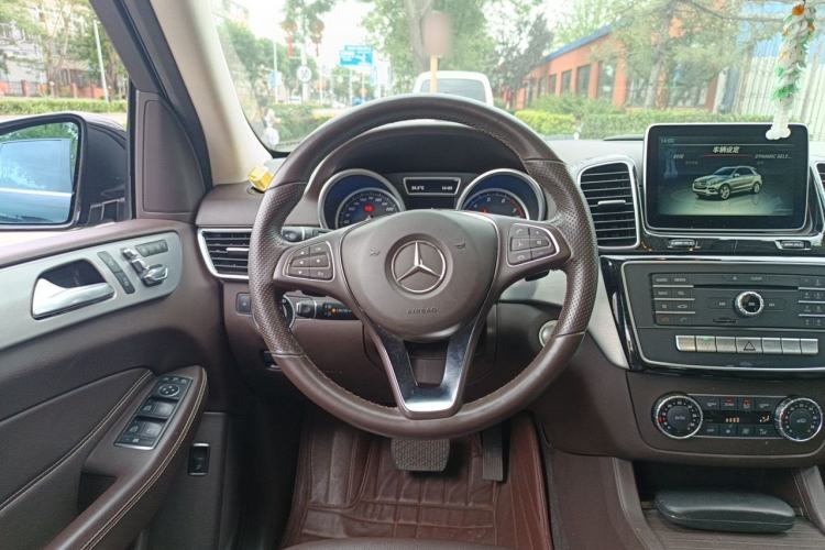 Used Mercedes-Benz GLE  Steering Wheel