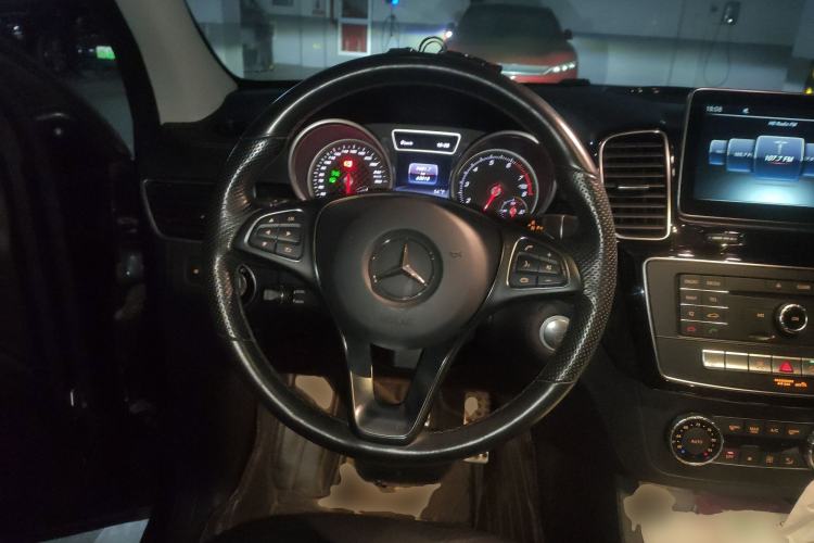 Used Mercedes-Benz GLE 2015 GLE 400 4MATIC Steering Wheel