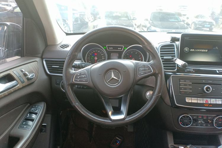 Used Mercedes-Benz GLE 2015 GLE 400 4MATIC Steering Wheel